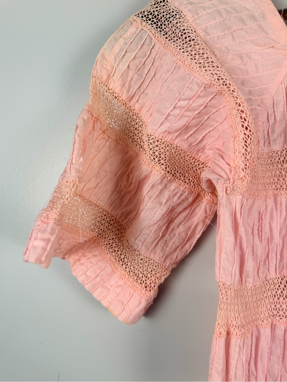 Tachi Castillo 1970s Vintage pink Crochet Cotton Mexican Empire Midi Dress - Picture 2 of 5